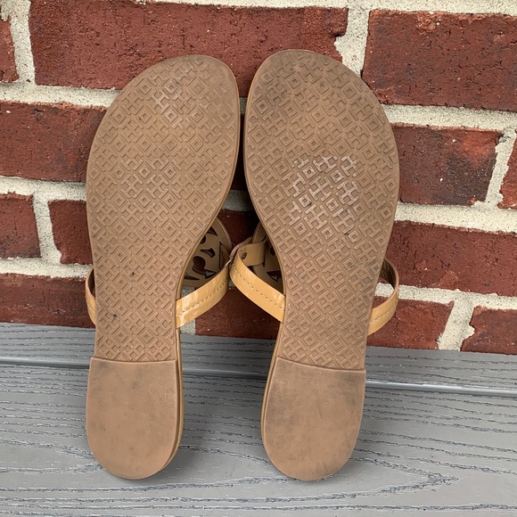 Tory Burch Tan Sandals - Picture 5 of 14
